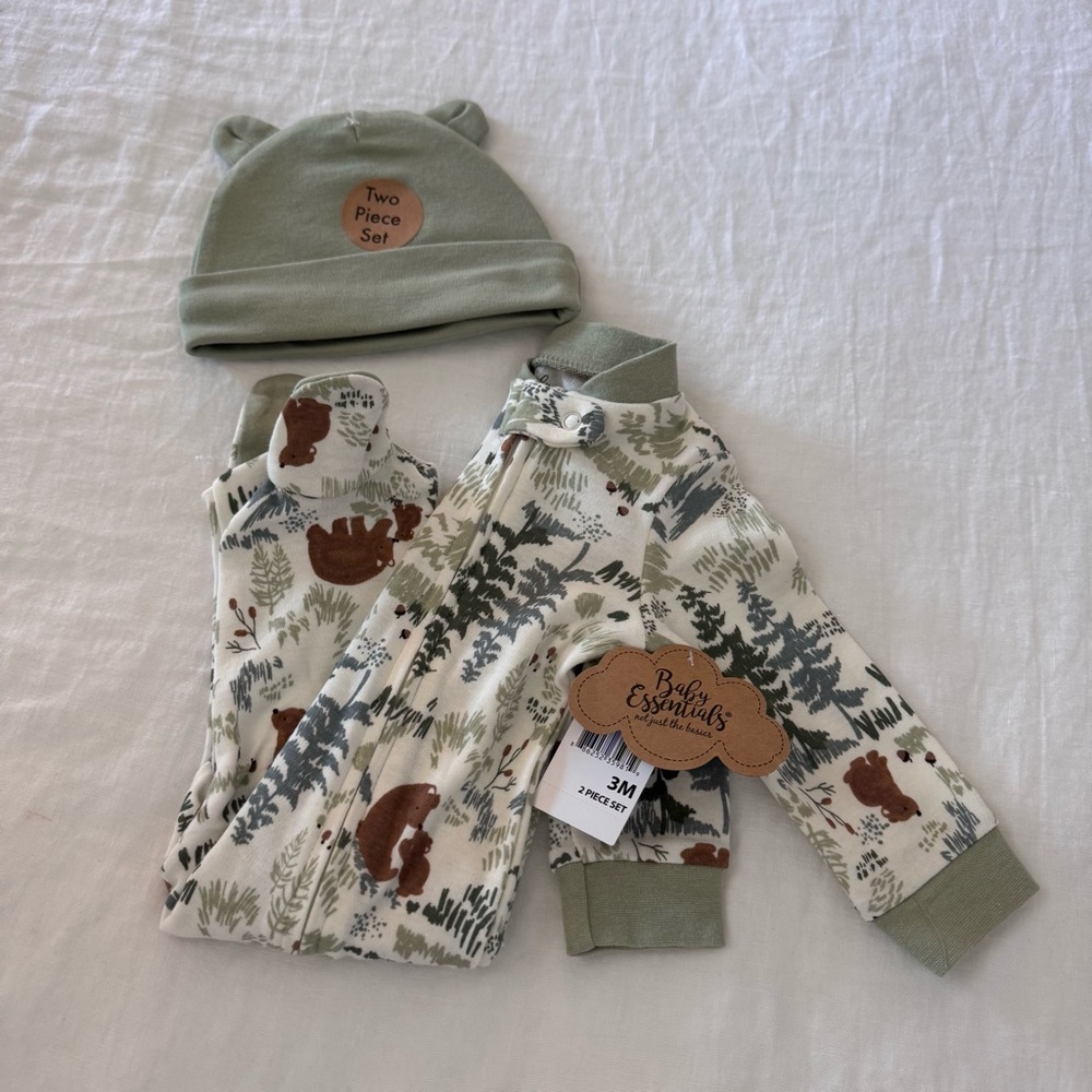 Baby Essentials Forest Print Set